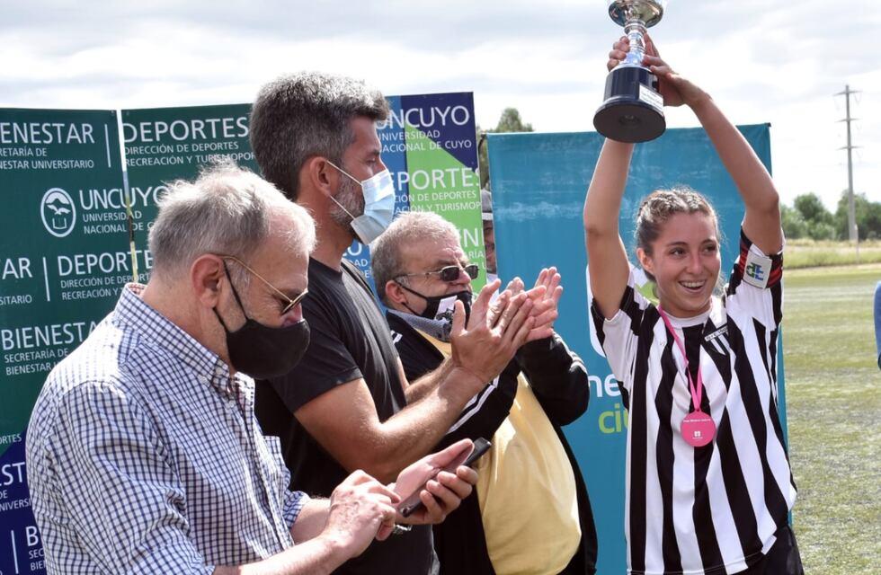 Gimnasia y Esgrima ganó la Copa Mujeres Líderes