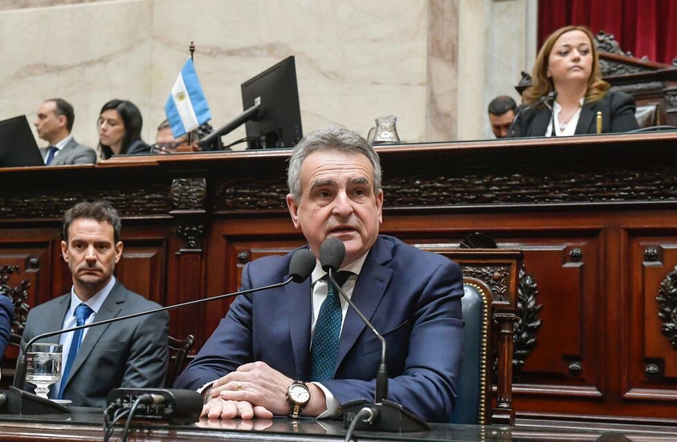 Rossi prometió que “las condiciones estructurales de la economía empezarán a cambiar a partir de fin de año”