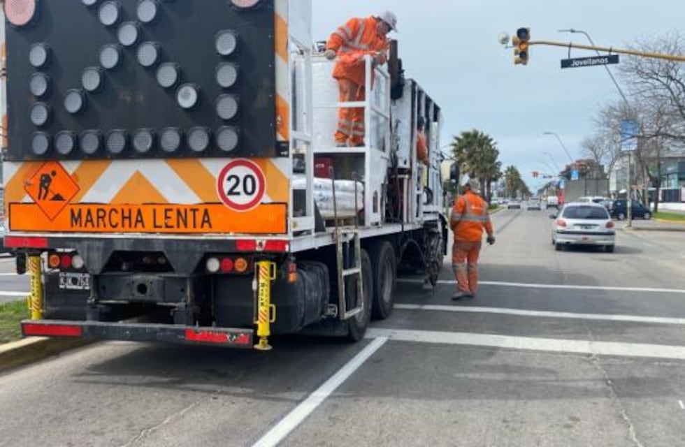Avanza la señalización y demarcación vial de las principales avenidas