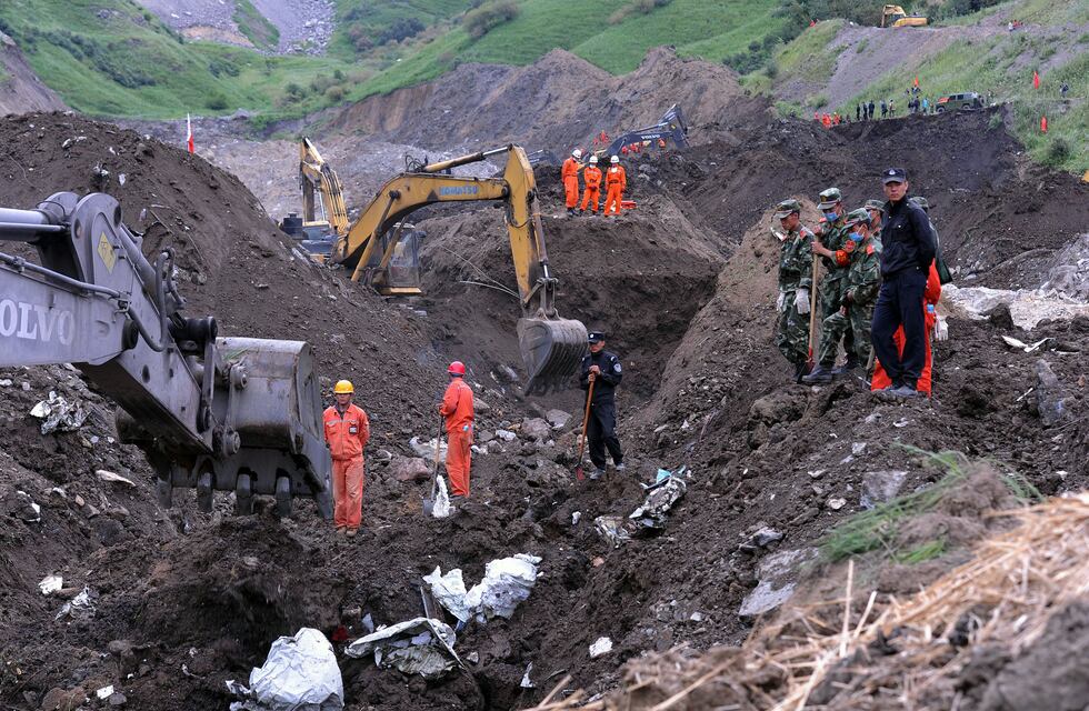 Los mineros atrapados en China lograron enviar una nota a los socorristas