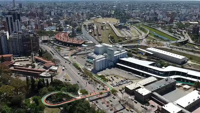 Contará con cinco puntos de acceso: Acceso Parque Sarmiento, Acceso Terminal de Ómnibus 1, Acceso Hombre Urbano, Acceso Costanera Norte y Acceso Barrio Juniors.