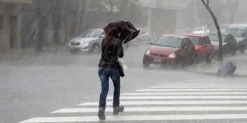 El SMN emitió un alerta amarilla en la provincia.
