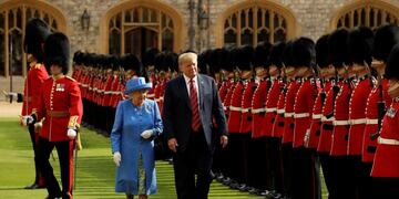 Las fotos del encuentro entre la reina Isabel II y Donald Trump en Windsor