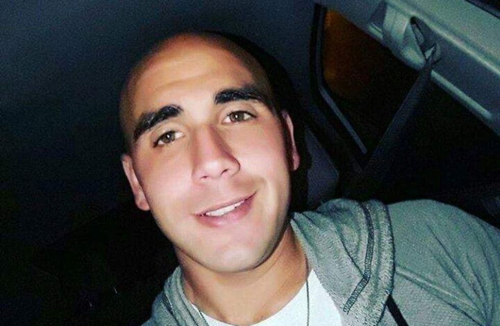"Cuando entre en la cancha estarás con nosotros": así despiden al policía de la Caminera