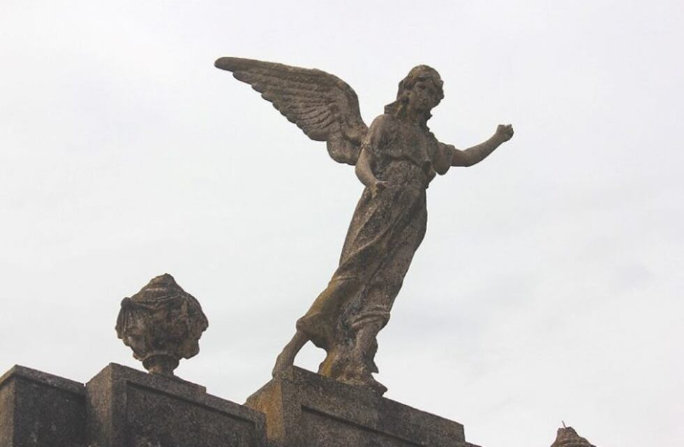 Encuentran a un hombre herido en las inmediaciones del cementerio