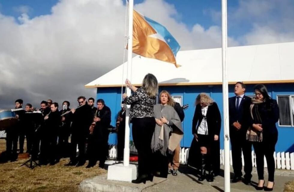 Festejó sus 40 años la escuela Nº11 " Pioneros Fueguinos"