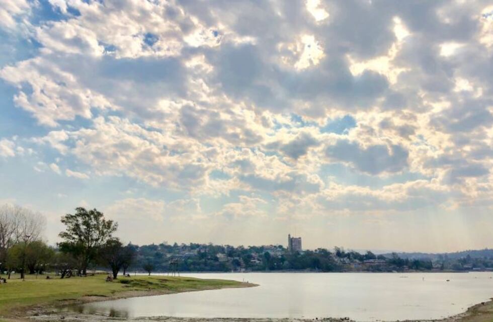 Fresco y nublado en Carlos Paz: máxima de 22 grados