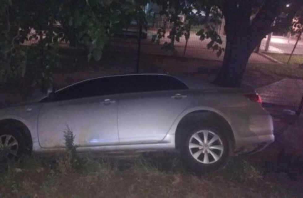 Después de una larga persecución, un auto volcó en Guaymallén