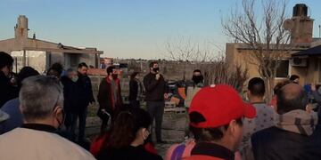 Intendente Biss visitó a residentes de la zona del Loteo IAC