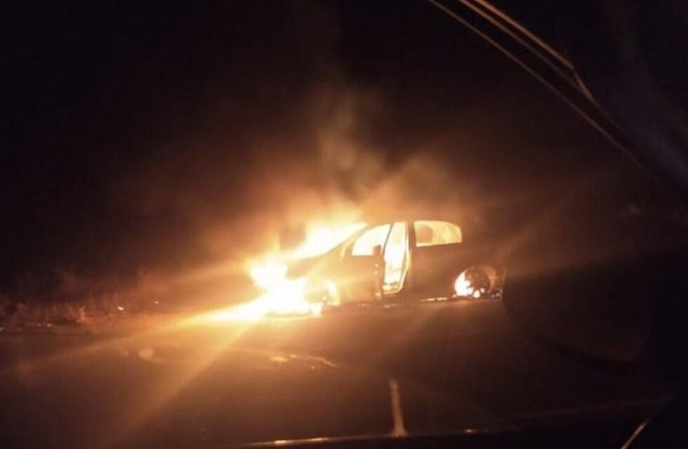 Una empresaria santiagueña se roció con alcohol y se prendió fuego en su auto