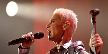 Singer Marie Fredriksson of Swedish band Roxette performs during their German tour on October 11, 2011 in Munich\u002E \r\n AFP PHOTO / FRANK LEONHARDT +++ GERMANY OUT\r\n alemania munich Marie Fredriksson musica recital de Roxette recitales