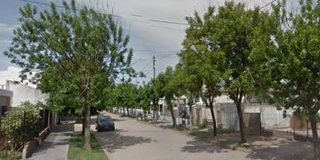 Un hombre baleado por su hijastro en Capitán Bermúdez\u002E (Street View)