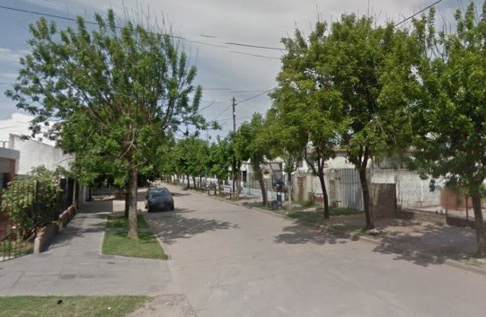 Internaron a un hombre que fue golpeado y baleado en un ojo por su hijastro