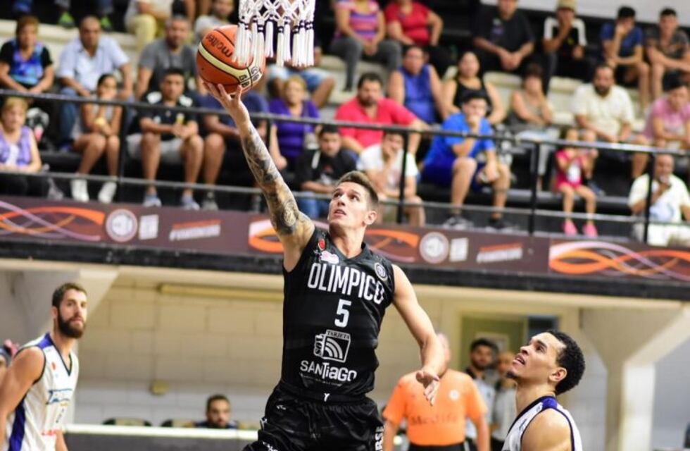 Olímpico consiguió su primer triunfo del año frente a Peñarol