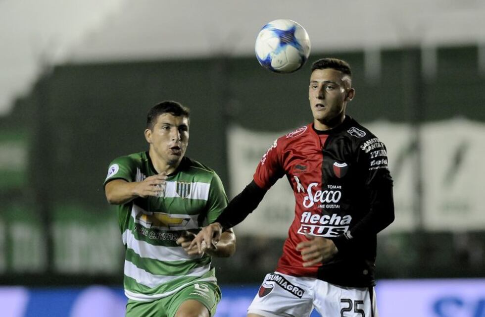 Colón empató de visitante con Banfield y quedó como único escolta de Boca