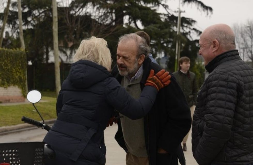 Eduardo Amadeo ya respira por sus propios medios tras ser internado cerca de Rosario
