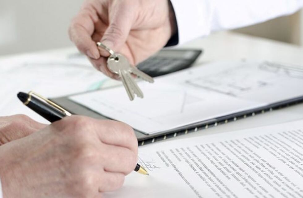 Posesiones y Escrituras de viviendas para familias de Alta Gracia