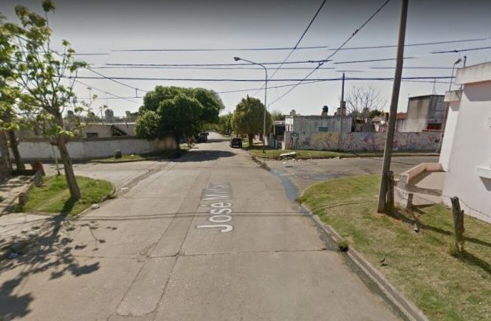 Una mujer falleció al caer a una pileta