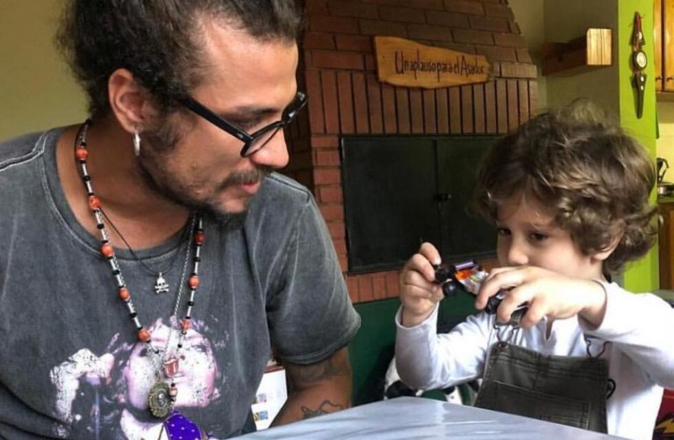 El imprudente video de Daniel Osvaldo manejando con su hijo Momo