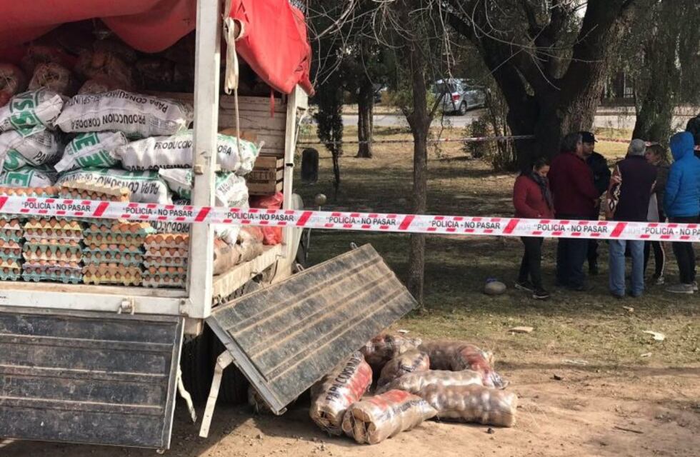 Murió cuando descargaba papas para vender en Córdoba