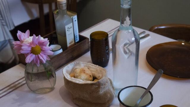 Es obligatorio que ofrezcan agua gratis en restaurantes y bares.