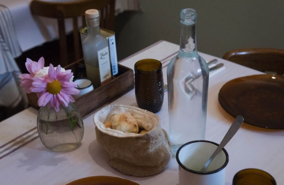 Un municipio mendocino sancionará a bares y restaurantes que no ofrezcan “agua gratis” a sus clientes