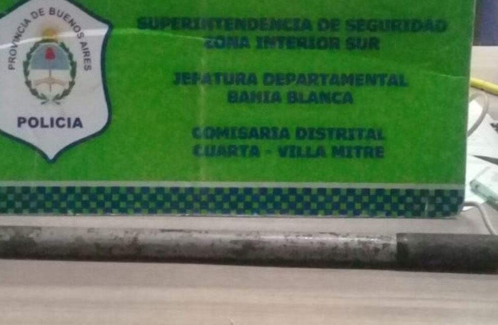 Fue detenido por atacar a su ex y golpear a un policía con un fierro