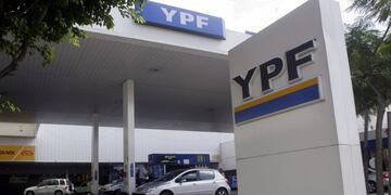 Nuevo aumento de precios de YPF (FOTO:DYN/ARCHIVO/LUCIANO THIEBERGER)