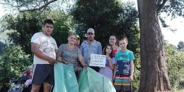 Campaña de limpieza #RíoUruguaySinBasura