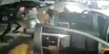 Golpe comando a estacionamiento