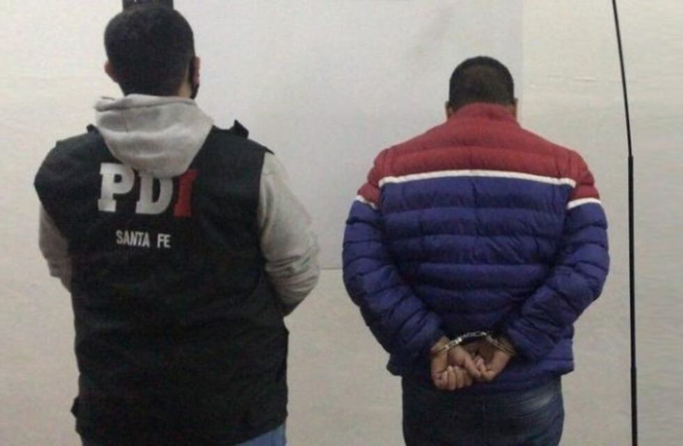 El hombre que prendió fuego a su pareja había sido echado de la casa por su mujer