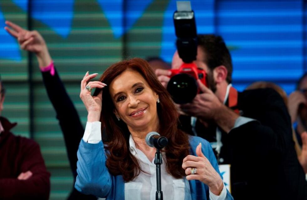 Escenario para 2010: Macri y Cristina están cabeza a cabeza y es muy posible un balotaje