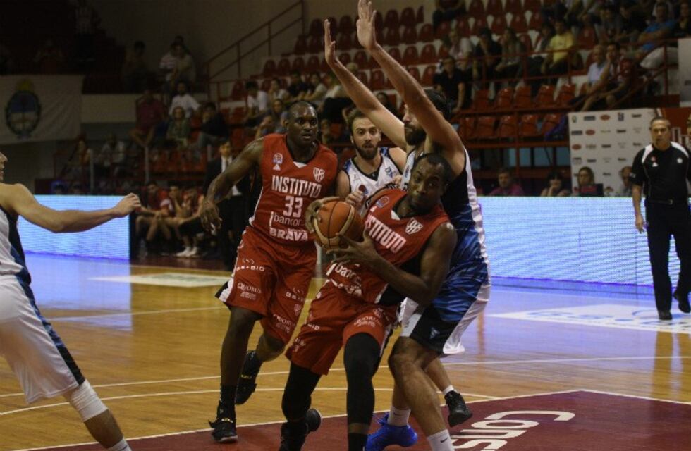 Se complica la continuidad de Rodney Green en Instituto