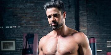 Las fotos de Luciano Castro desnudo que desataron una catarata de memes en Twitter