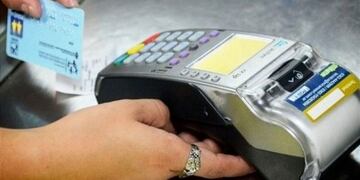 La tarjeta Alimentar comenzará a distribuirse en enero en Santa Fe\u002E (Archivo)