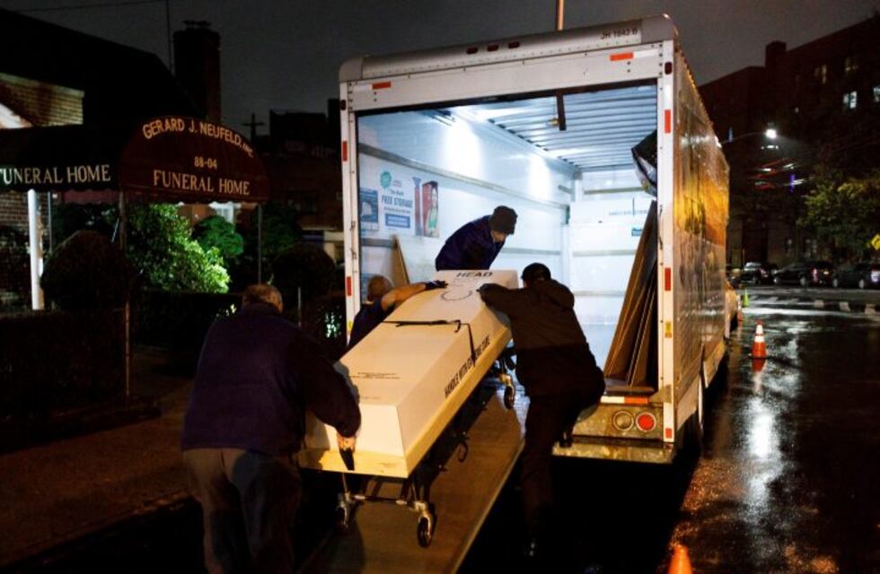 Más de 115.000 personas podrían morir en Estados Unidos en enero según las proyecciones