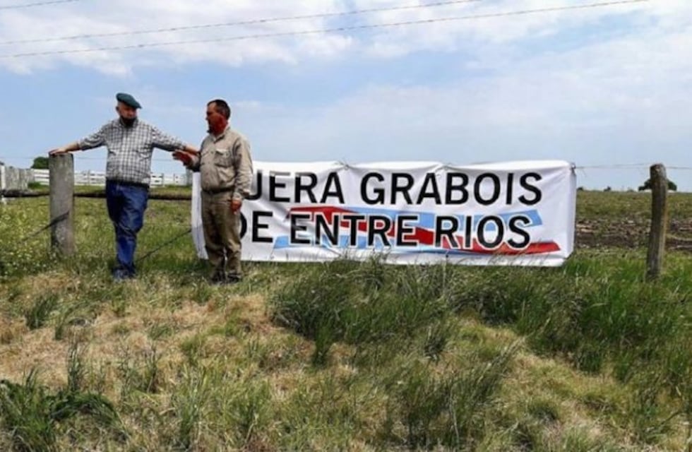 Marcha en rechazo a la usurpación del campo que denunció Etchevehere