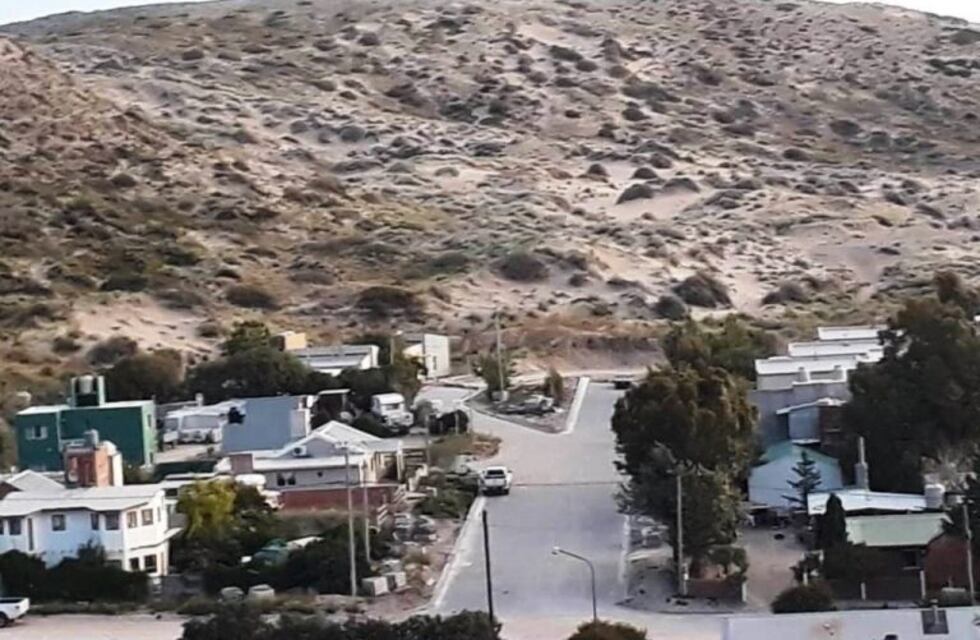 Vialidad Provincial continúa con trabajos de pavimentación en Puerto Pirámides