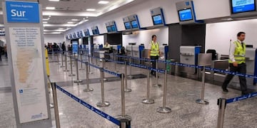 Jueves y viernes no habrá vuelos: Pilotos anunciaron un paro de 48 horas (Web)