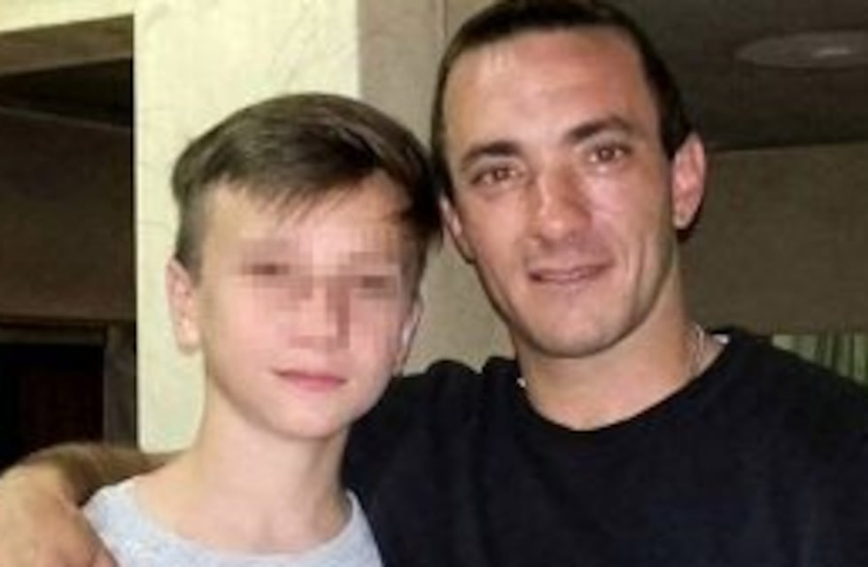 Murió el adolescente baleado por motochorros en Flores