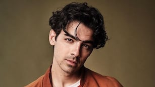 Se acabó el misterio: Joe Jonas reveló cuál de los Jonas Brothers es el mejor dotado.
