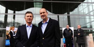Viejos tiempos: Macri junto a Federico Sturzenegger.