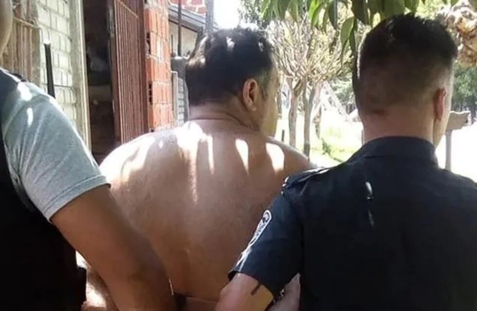 Mantenía cautiva a su suegra de 83 años , le daba de comer una vez al día y cobraba su pensión