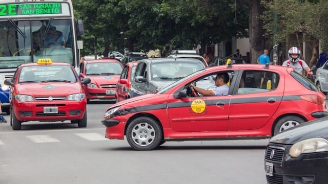 Taxis en Salta\u002E (Web)