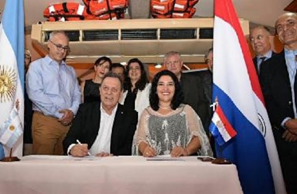 Turismo fluvial en la frontera impulsan Argentina y Paraguay