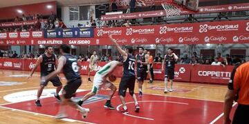 En un parejo partido, en el que incluso se puso arriba en el tercer cuarto, Parque se vuelve con las manos vacías\u002E