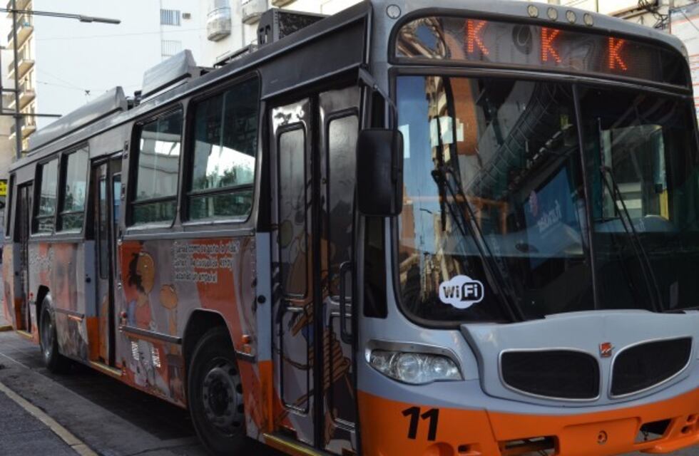 Aseguran que Rosario tiene la proporción "más alta del país" de colectivos refrigerados