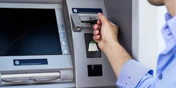 Cajero automático\u002E