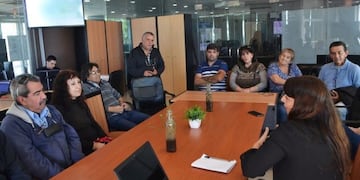 Taxistas se capacitaron en la app \