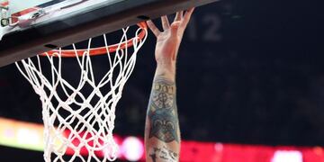 Basketball - FIBA World Cup - Second Round - Group I - Argentina v Venezuela - Foshan International Sports & Cultural Arena, China - September 6, 2019\u002E Gabriel Deck of Argentina in action\u002E REUTERS/Stringer ATTENTION EDITORS - THIS IMAGE WAS PROVIDED BY A THIRD PARTY\u002E CHINA OUT\u002E